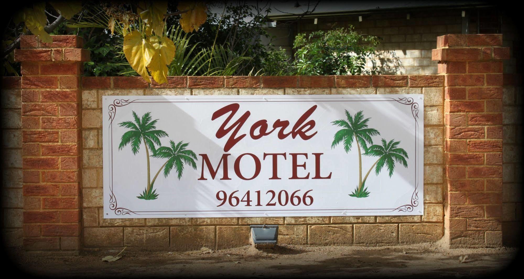 York'S Boutique Motel Εξωτερικό φωτογραφία